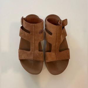 FITFLOP LEATHER BROWN ANKLE BUCKLE SANDALS